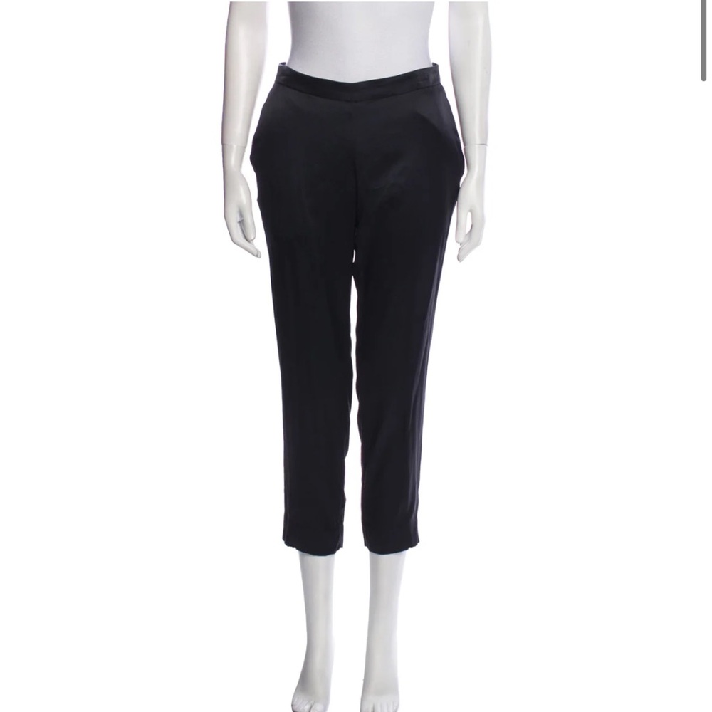 6397 News Classic Black Satin Cropped Slim Pull On Pants size Small